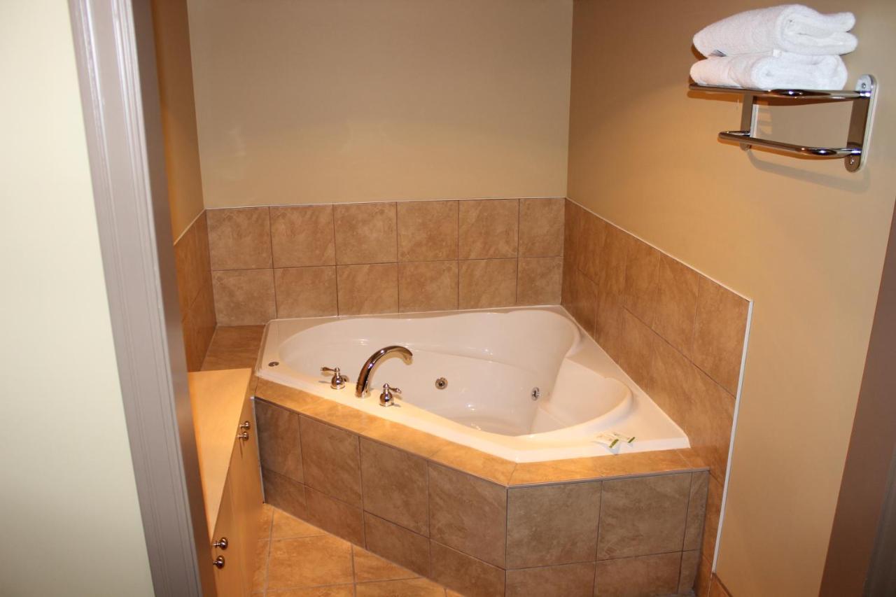 Linda Vista Motel Surrey Luaran gambar